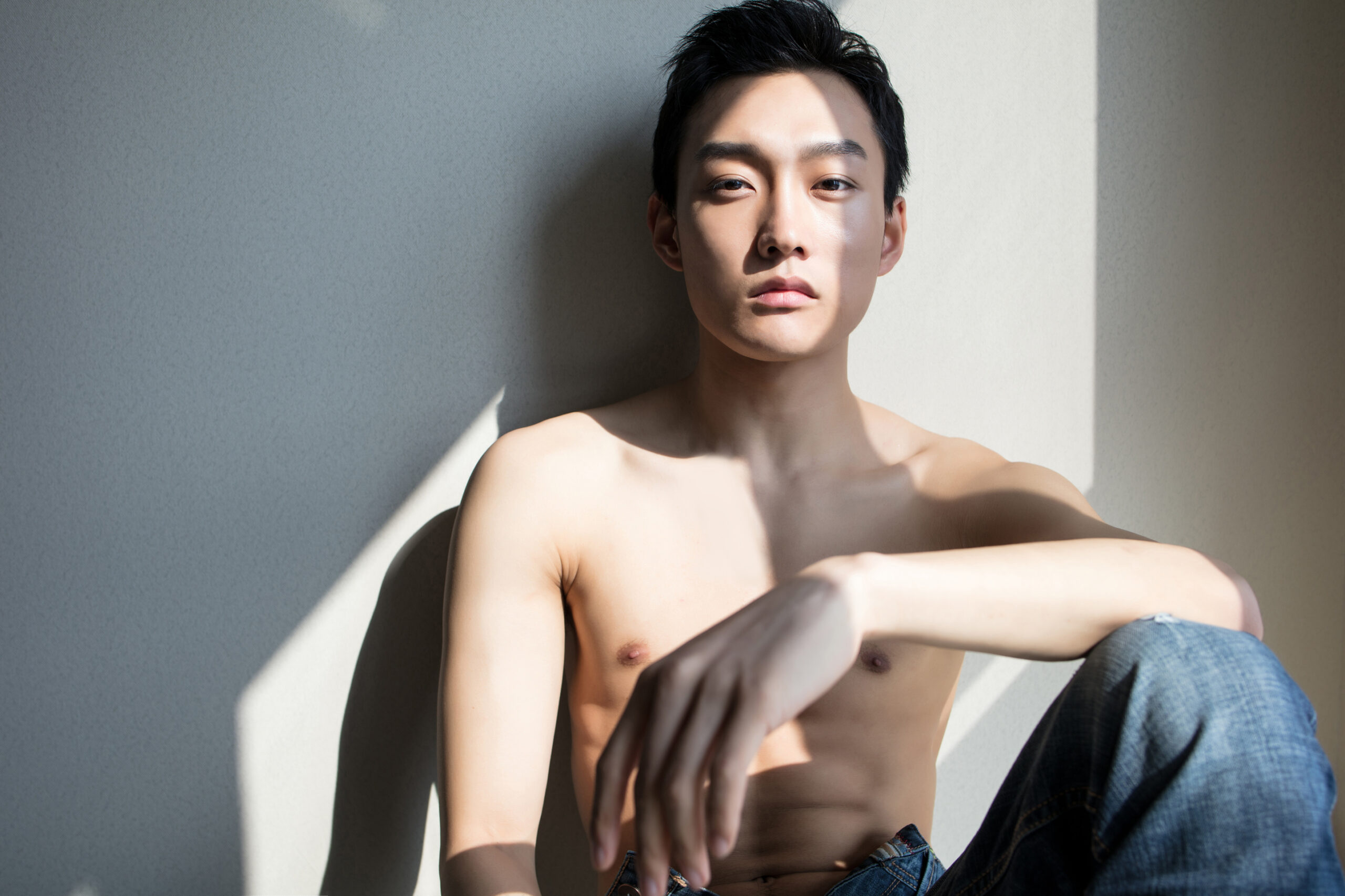 Hansome man with samurai sword • Groundglass Casting